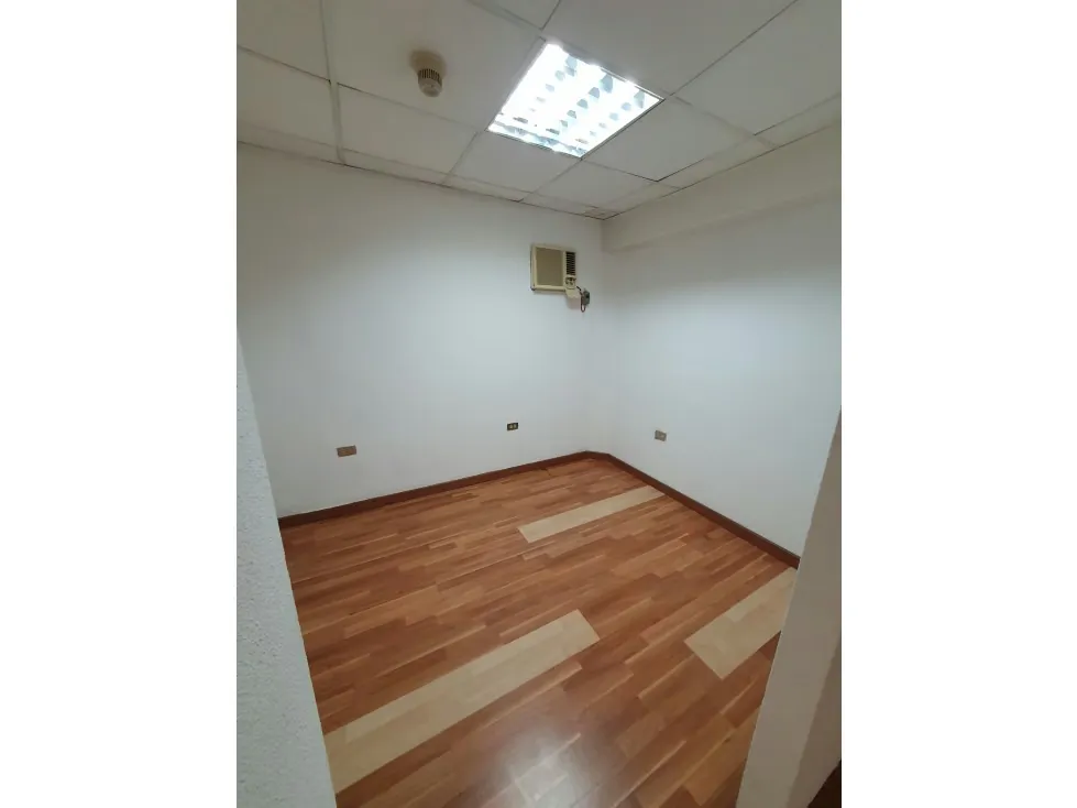 Venta de excelente Galpón en Chacao 308m2 - 10