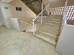 View 32