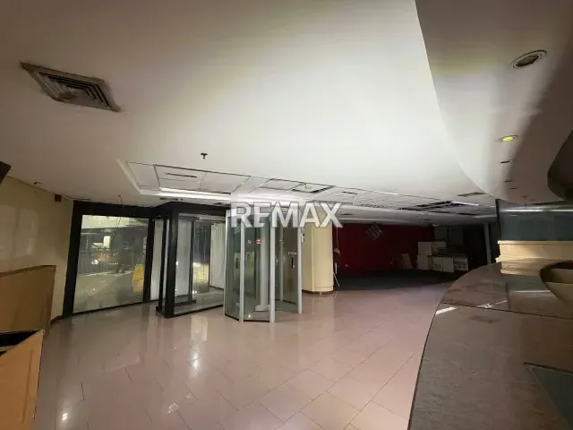 Alquiler de local Centro Comercial 256,09m2 en Terrazas de la Lagunita - 14