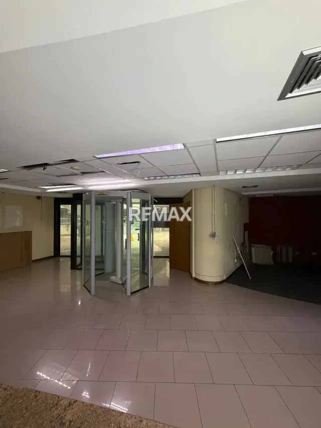 Alquiler de local Centro Comercial 256,09m2 en Terrazas de la Lagunita - 10