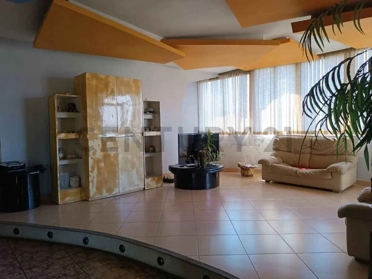 PENT- HOUSE Moderno de 260,44 m2 en el Centro de la Ciudad - 11