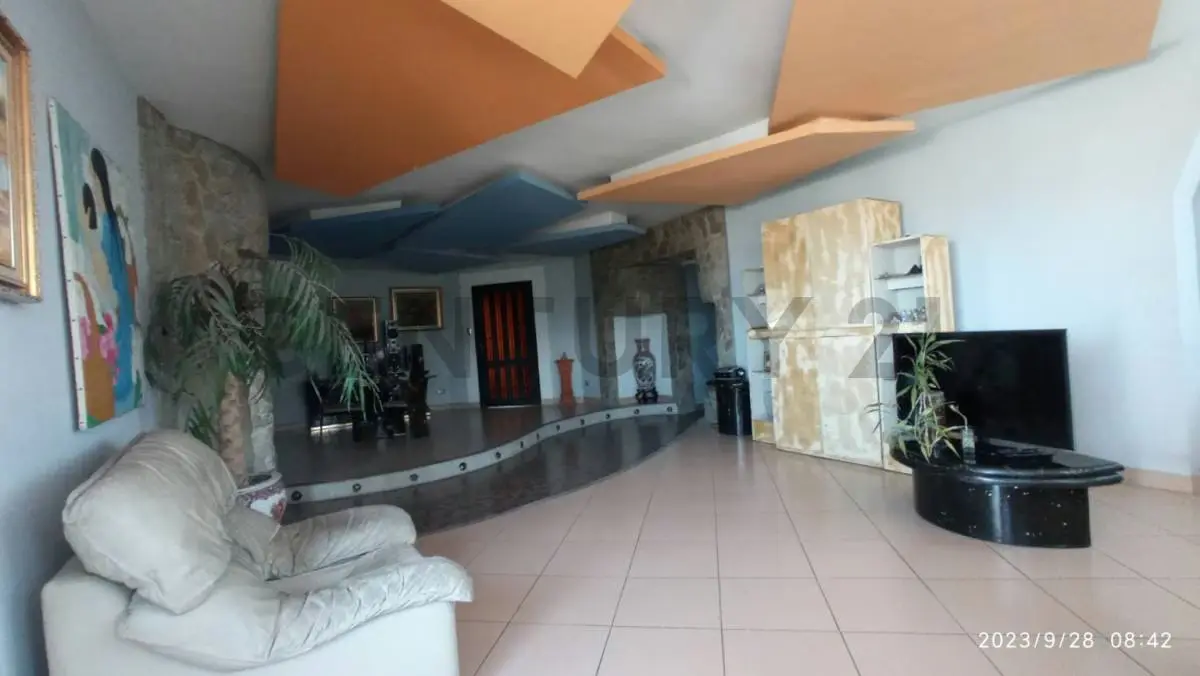 PENT- HOUSE Moderno de 260,44 m2 en el Centro de la Ciudad - 9
