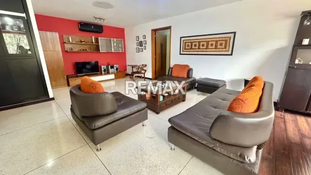APARTAMENTO EN ALQUILER EN CHUAO - 5