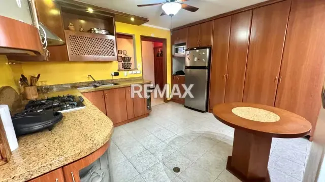 APARTAMENTO EN ALQUILER EN CHUAO - 10