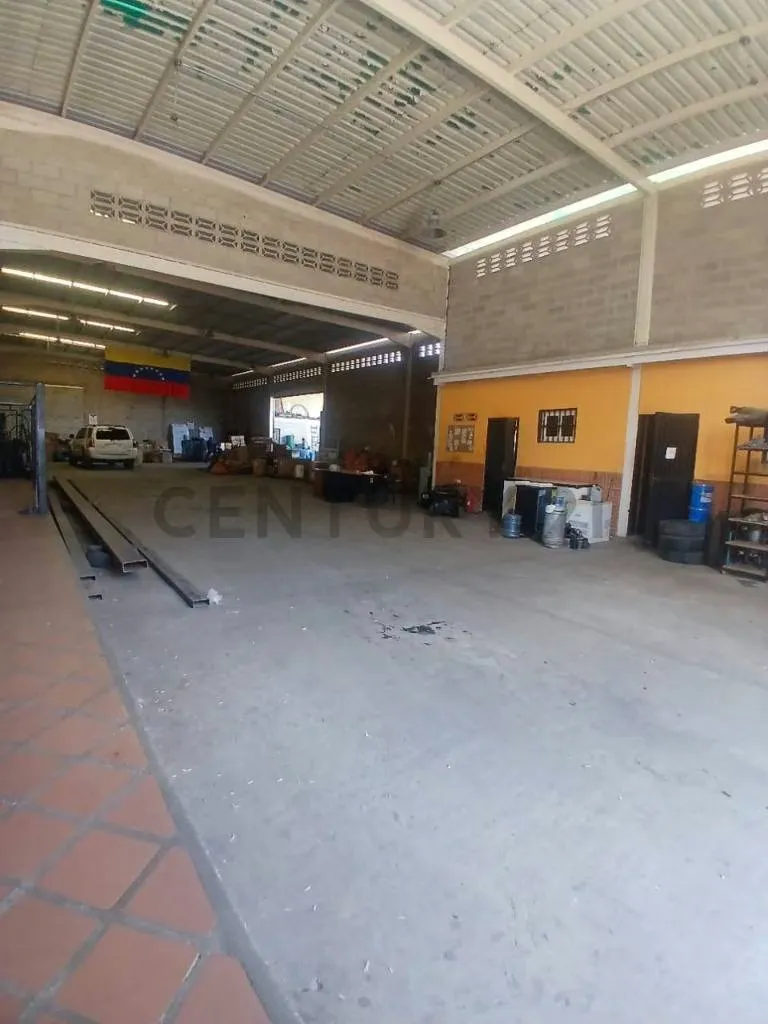 Venta de Galpón - 3