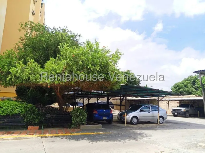 Apartamento (1 Nivel) en Venta en Parroquia Juan de Villegas, Lara - 24