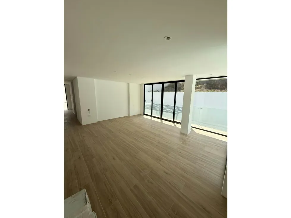 CASA EN VENTA PRADOS DEL ESTE - 4
