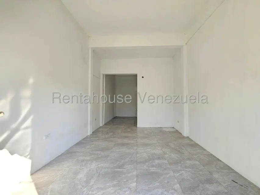 Edificio en Venta en Centro, Lara - 21
