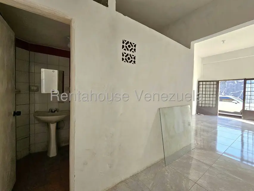 Edificio en Venta en Centro, Lara - 25