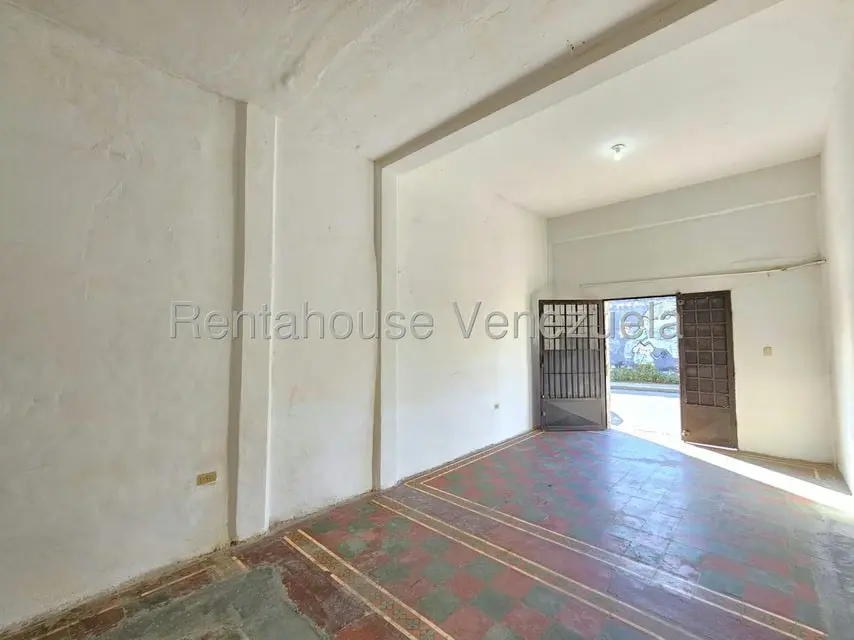 Edificio en Venta en Centro, Lara - 34