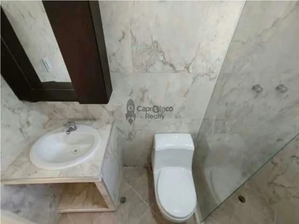 Casa en Venta y en Alquiler en Colinas de Guataparo - 21