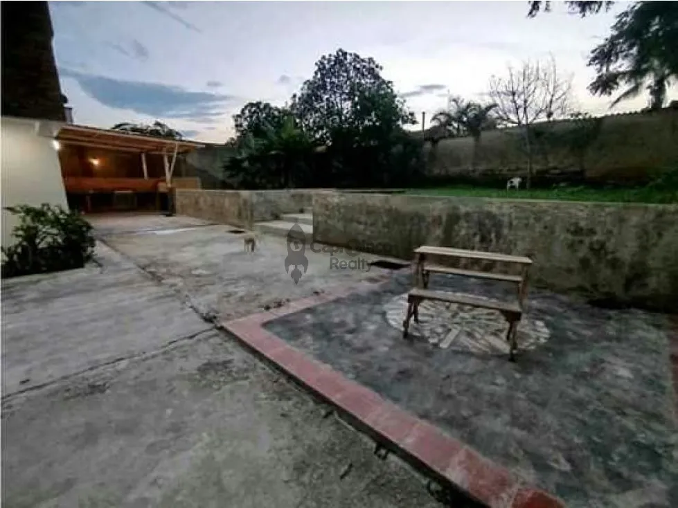 Casa en Venta y en Alquiler en Colinas de Guataparo - 27