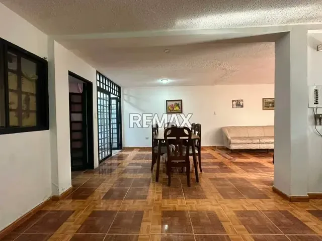 ESPECTACULAR CASA A PIE DE CALLE EN VENTA Barrio Unión, Pueblo Nuevo - 7