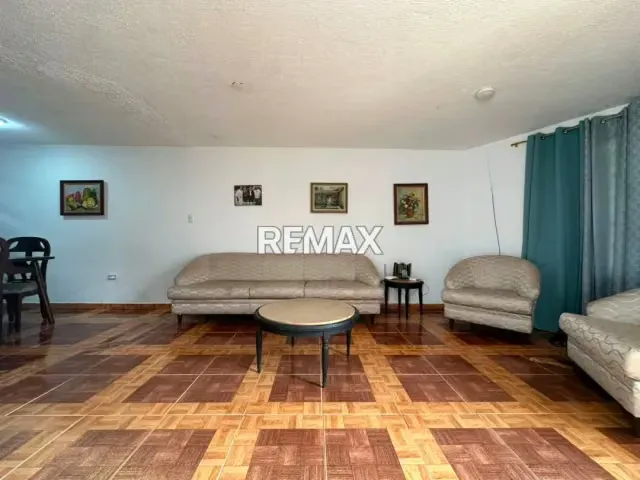 ESPECTACULAR CASA A PIE DE CALLE EN VENTA Barrio Unión, Pueblo Nuevo - 8