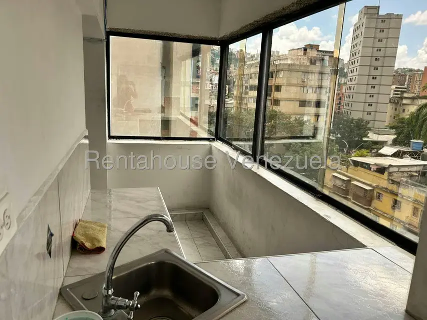 Oficina en Alquiler en Bello Monte, Distrito Metropolitano - 8