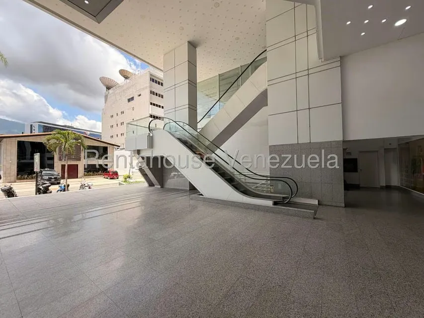 Local Comercial en Venta en Las Mercedes, Distrito Metropolitano - 3