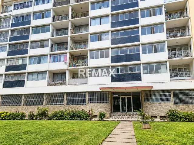 Apartamento en venta en Urbanización Buena Vista | 1 habitación + estacionamiento ´¨