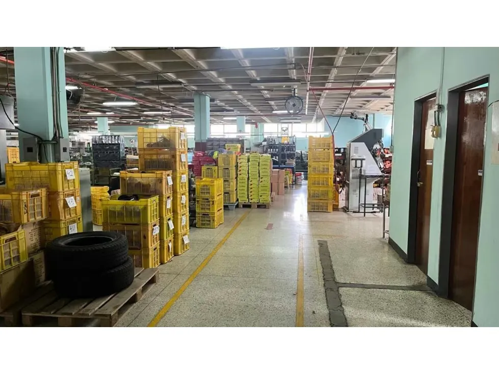 Galpon Industrial Comercial en Guaicay. Baruta - Caracas - 12