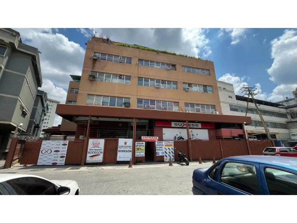 Galpon Industrial Comercial en Guaicay. Baruta - Caracas - 35