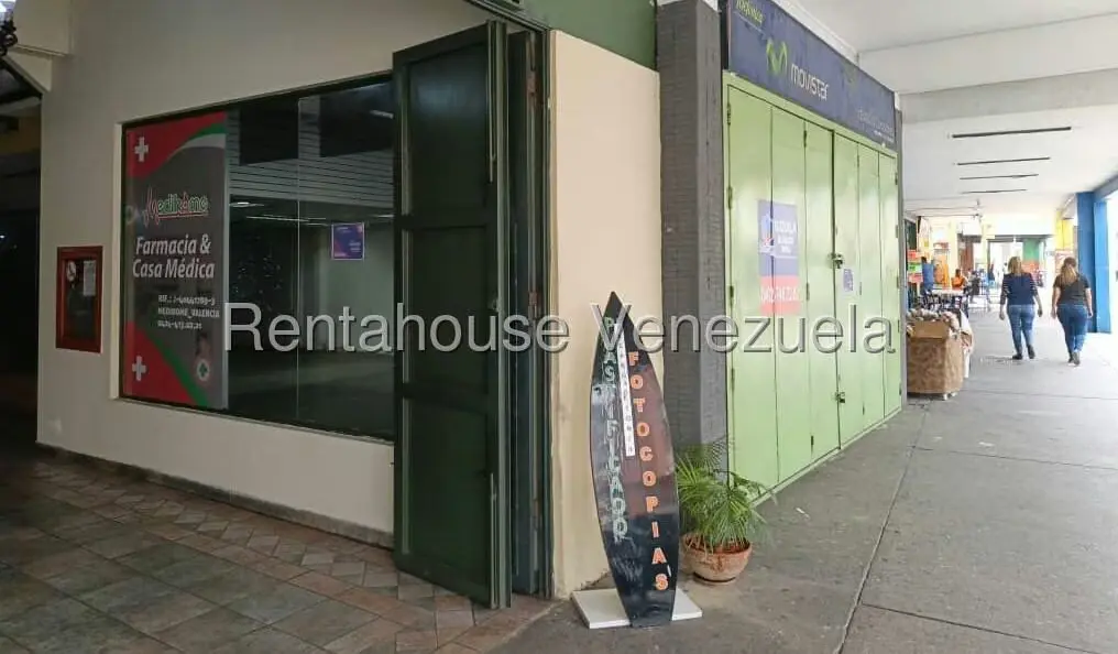 Local Comercial en Alquiler en Avenida Bolivar Norte, Carabobo - 3