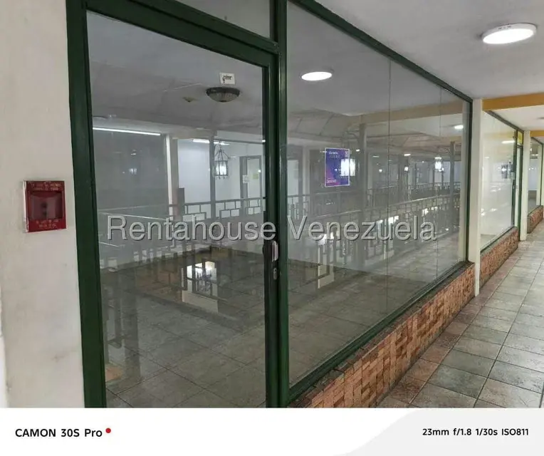 Local Comercial en Alquiler en Avenida Bolivar Norte, Carabobo - 8