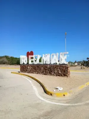 HOTEL POSADA EN PLAYA EL YAQUE, A POCOS METROS DEL MAR, MUNICIPIO DIAZ, ISLA DE MARGARITA