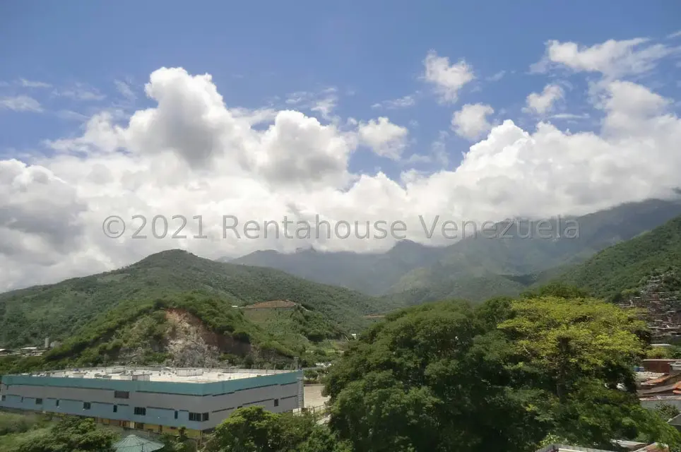 Casa (Multipes Niveles) en Alquiler en Guarenas, Miranda - 15