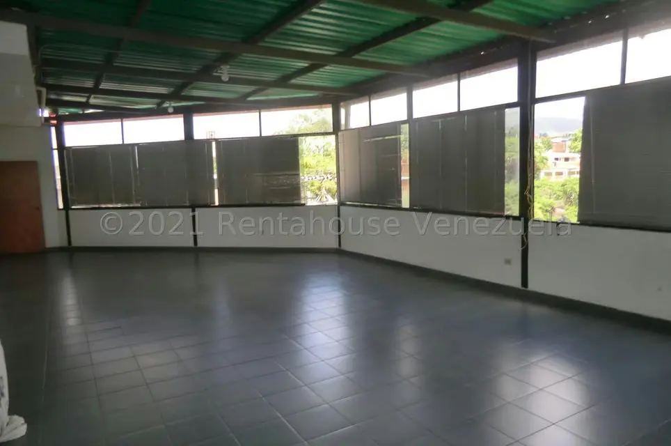 Casa (Multipes Niveles) en Alquiler en Guarenas, Miranda - 16