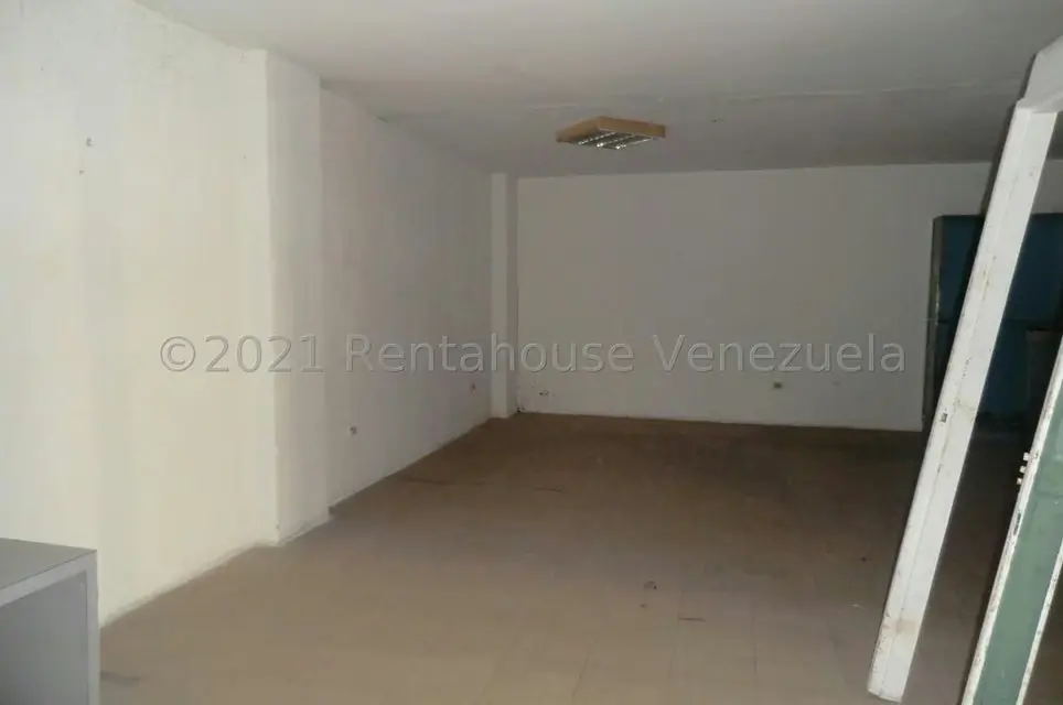 Casa (Multipes Niveles) en Alquiler en Guarenas, Miranda - 28