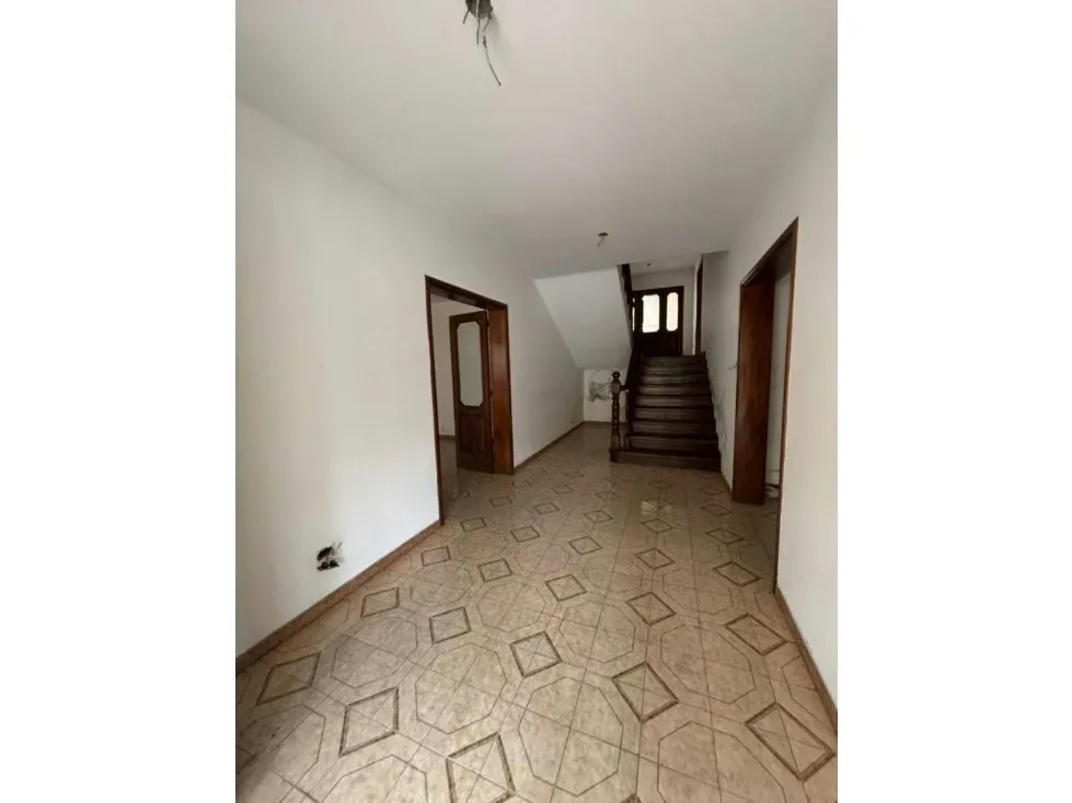 Alquiler de casa en Prados del este (Solo para depósito) - 4