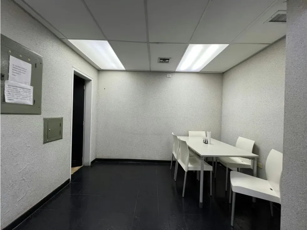 Se vende oficina 280,04m² El Rosal - 6
