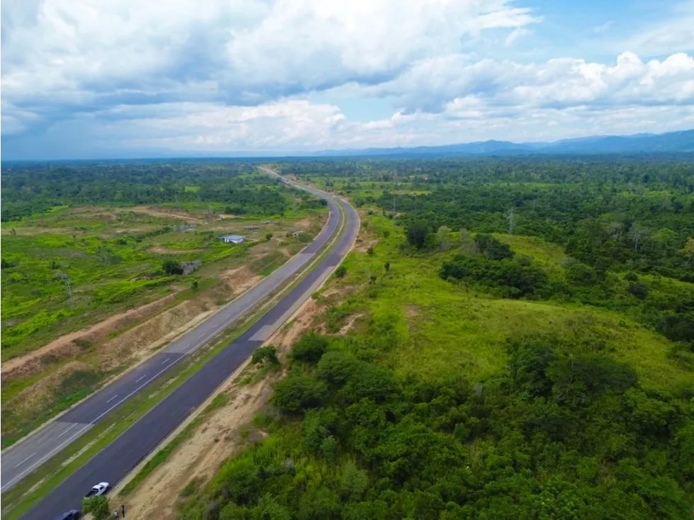 En Venta Terreno de 250 hectáreas en Higuerote. Estado Miranda - 6