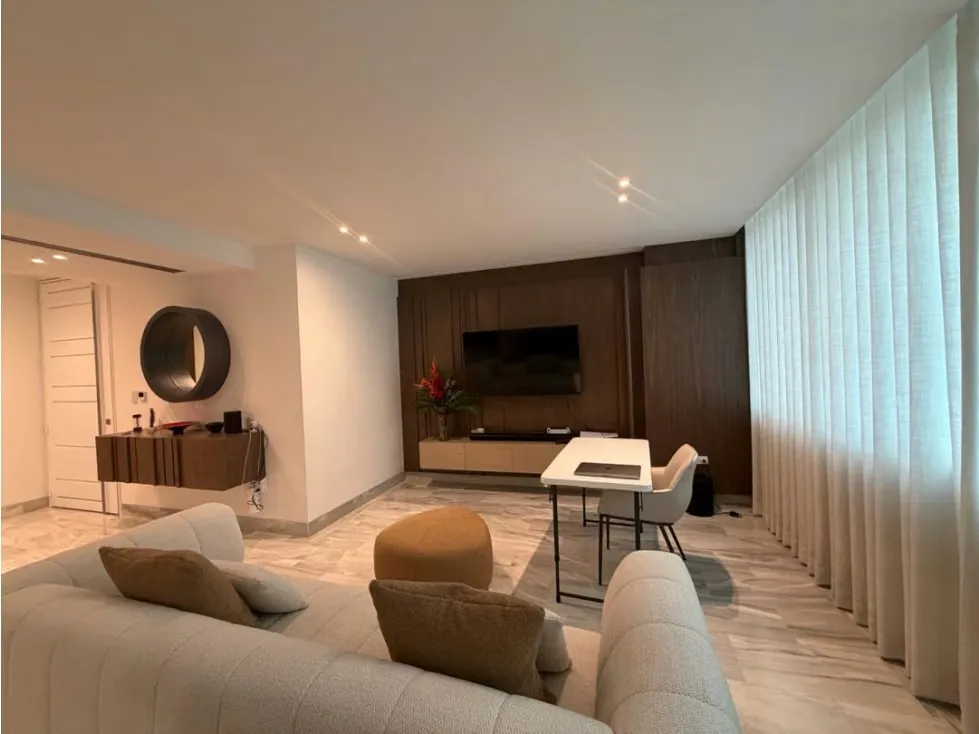 Vendo apartamento dúplex 310m2 Los Naranjos de Las Mercedes 1913 - 22