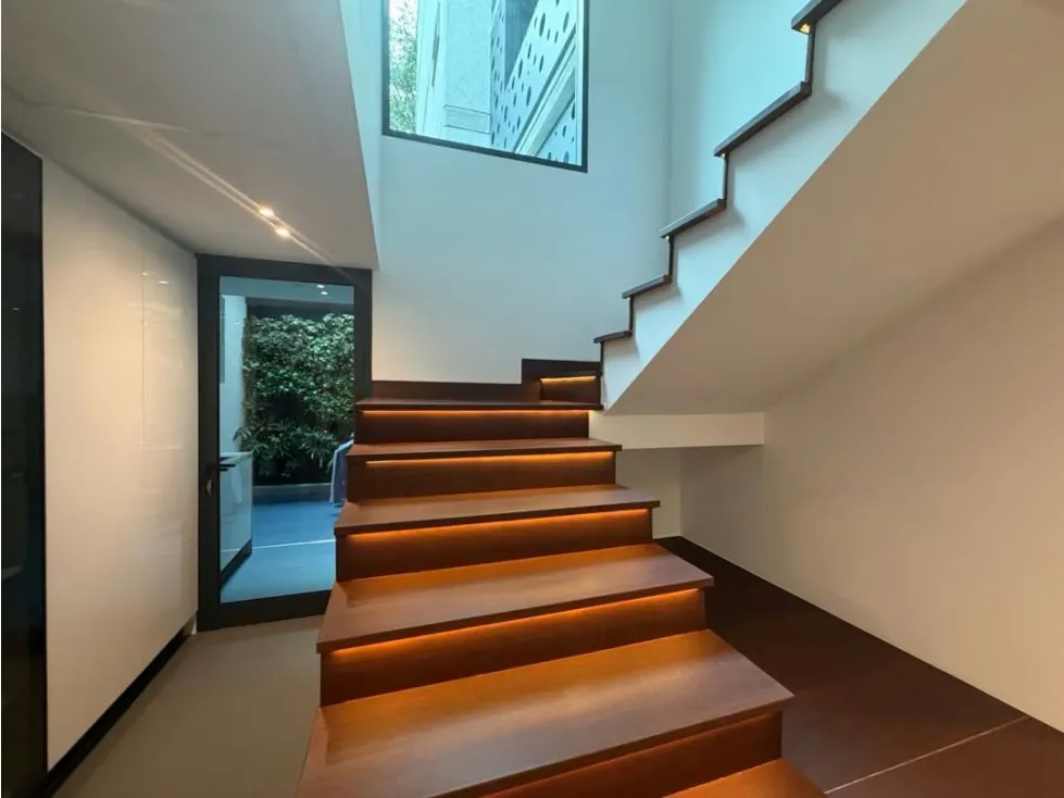 Vendo apartamento dúplex 310m2 Los Naranjos de Las Mercedes 1913 - 31