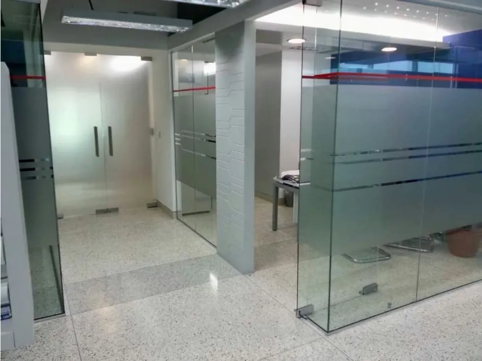 Se Alquila oficina 220M2/4b/Boleita norte/2202 - 2