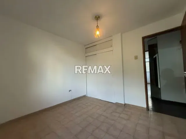Ubicación Privilegiada en Bello Monte: En venta excelente Apartamento en Calle Beethoven - 13