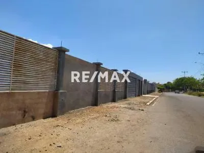 Se ofrece en Alquiler Terreno ubicado en Lagomar Beach - 3