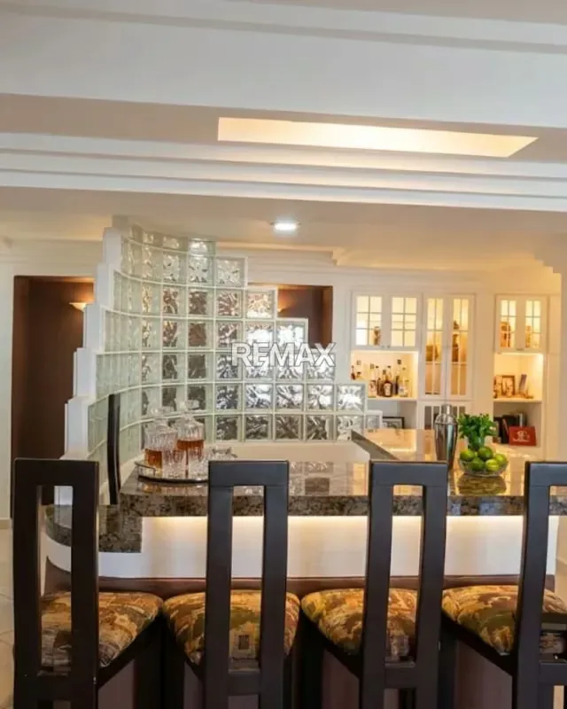 VENTA DE AMPLIO APARTAMENTO EN COSTA AZUL CERCA DEL MAR - 4