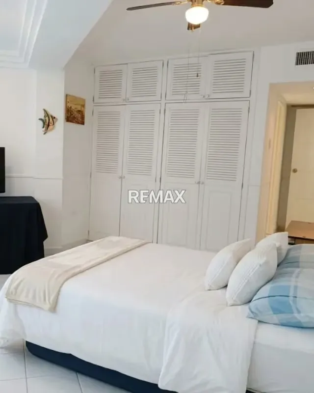 VENTA DE AMPLIO APARTAMENTO EN COSTA AZUL CERCA DEL MAR - 9