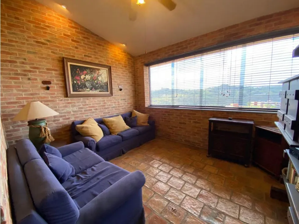 Se vende Apto PH duplex 370m² 3h+s/3b+s/4p Urb Miranda - 9