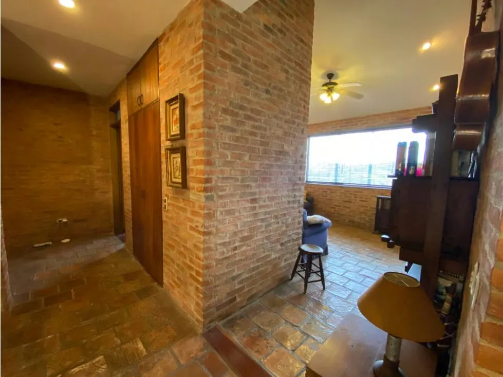 Se vende Apto PH duplex 370m² 3h+s/3b+s/4p Urb Miranda - 10