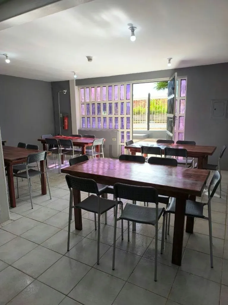 Oficina en alquiler Puerto Ordaz, Los Pinos Avenida principal - 10