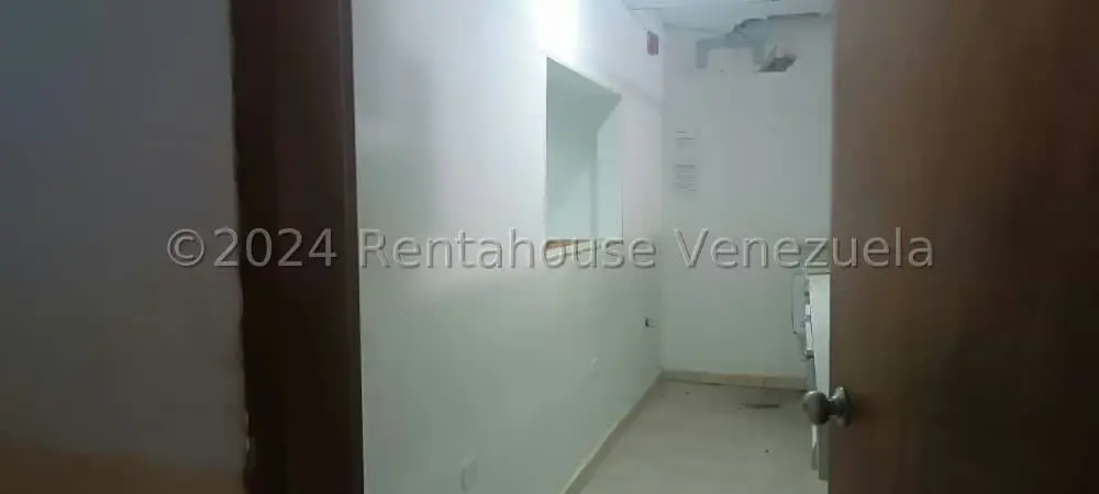 Local Comercial en Alquiler en Caraballeda, Vargas - 5