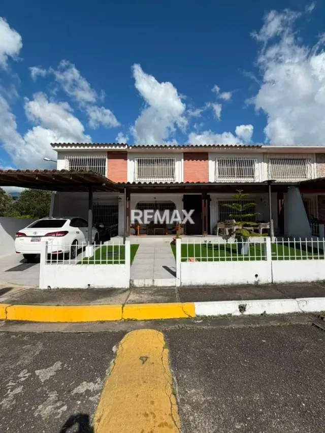 Casa en VENTA En Pueblo Nuevo Urbanización Los Algarrobos