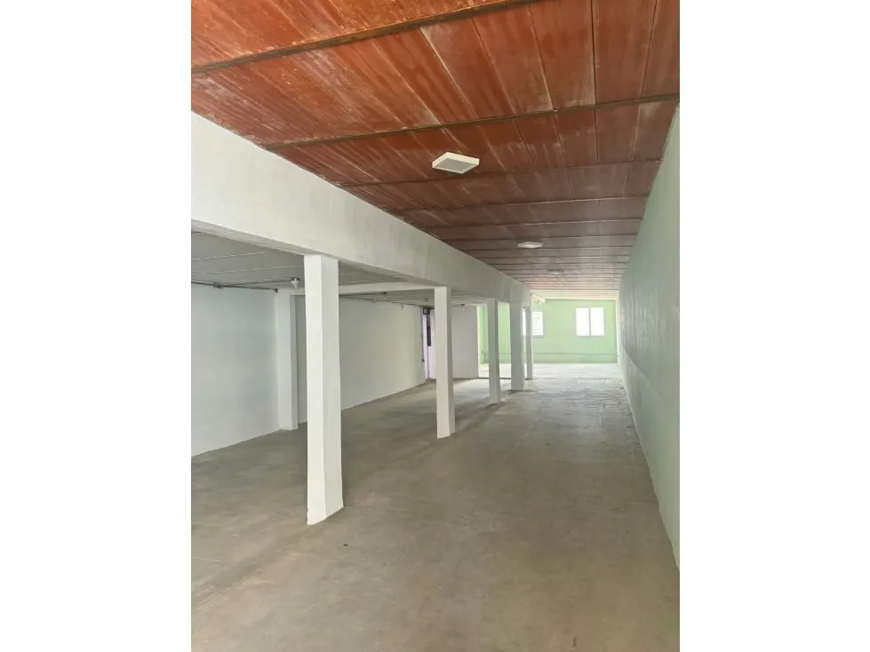 PISO INDUSTRIAL EN ALQUILER 1.177 M2 - URB.BOLEITA - 9