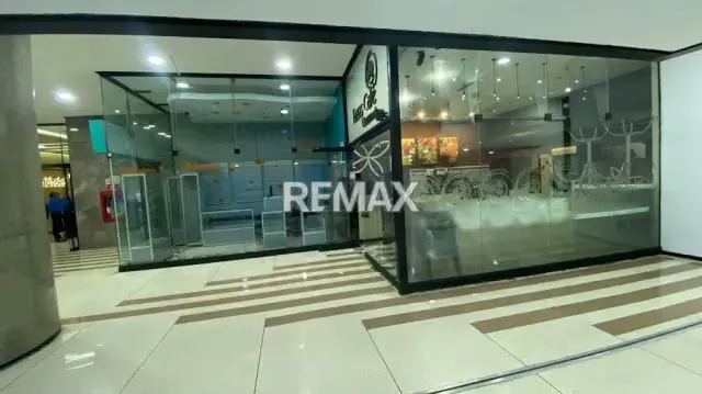 Alquiler de Local Comercial en la urb. los palos grandes torre movistar pb