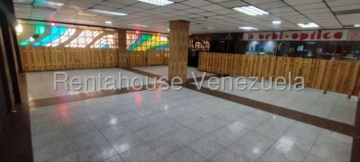 Local Comercial en Venta en La Urbina, Distrito Metropolitano - 3