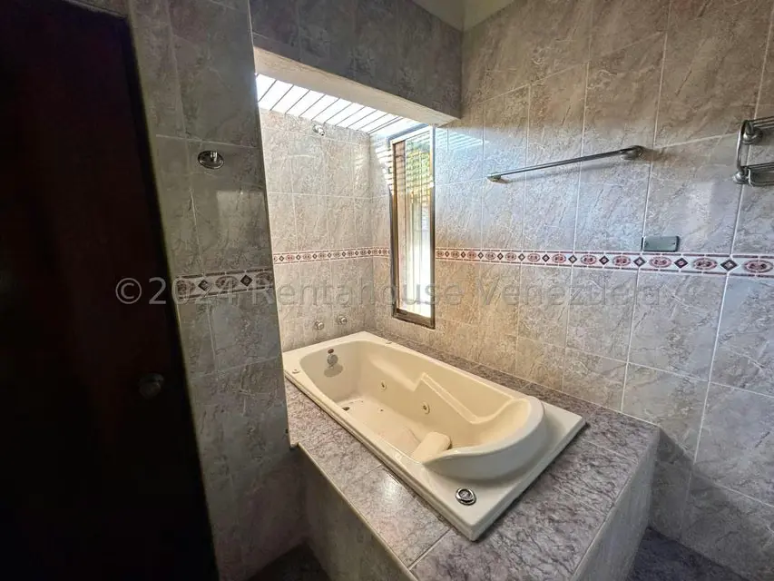 Casa (Multipes Niveles) en Venta en El Limon, Aragua - 30