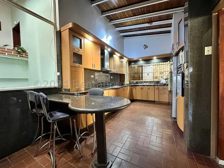 Casa (Multipes Niveles) en Venta en El Limon, Aragua - 9
