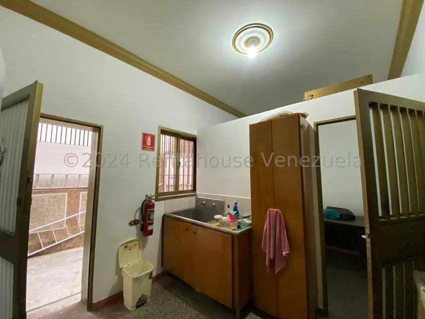 Edificio en Venta en Valle Abajo, Distrito Metropolitano - 12